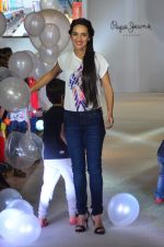 Tara Sharma at Pepe Jeans kids wear launch in Mumbai on 10th Sept 2015